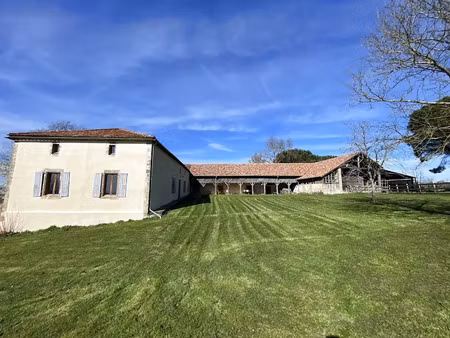 vente maison 9 pièces 284 m² à marciac (32230)  525 000 €