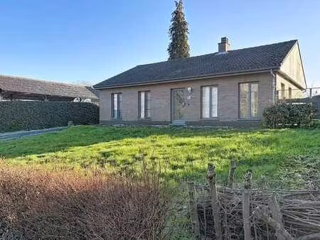 maison 3 chambres à gingelom  à rénover