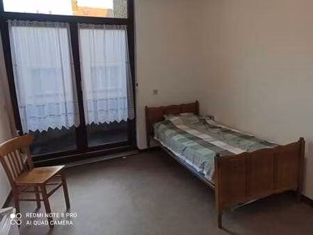 namur. studio à louer.