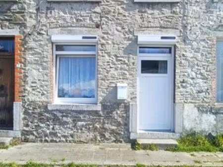 charmante maison 2 façades avec jardin (nouveau peb)