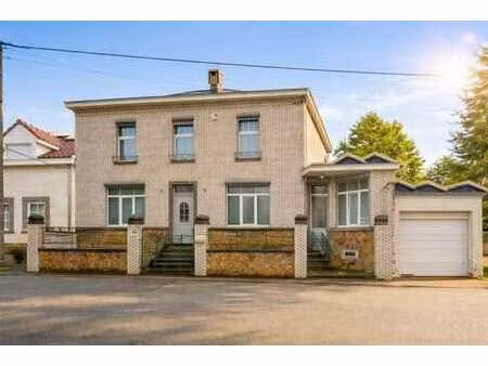 lumineuse propriete 3 facades renovee grand volume & jardin