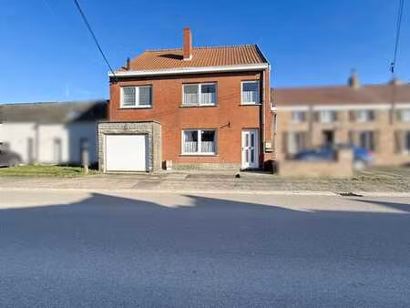 spacieuse maison à rénover 3 ch + grenier 70 m² – shape