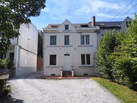 appartement 1 chambre dans un cadre calme et verdoyant