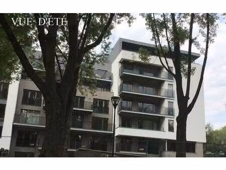 a louer : ville & dans la verdure