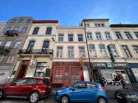 jourdan - immeuble mixte : un commerce + un logement