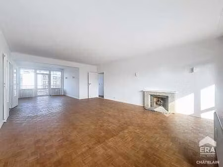 superbe appartement 2 chambres + bureau à louer à ixelles