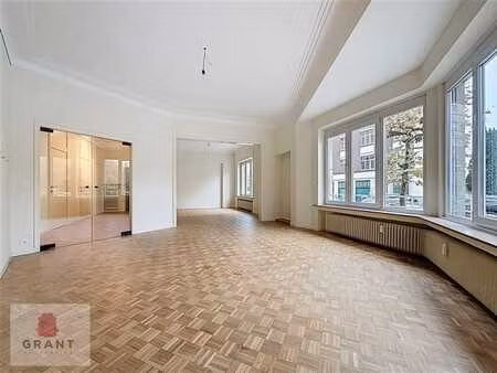 spacieux et lumineux appartement 4 ch rénové - coloc ok