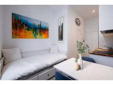 a louer : studio fraichement rénové