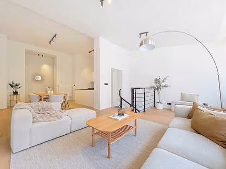 superbe duplex 1ch entièrement rénové