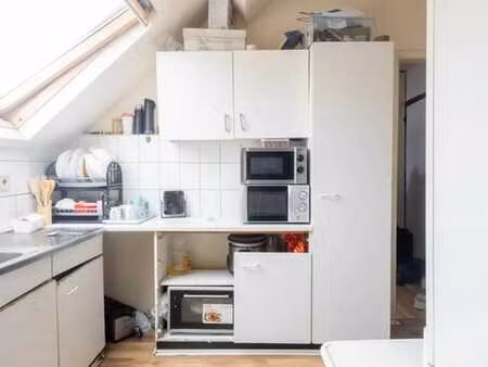 studio + combles de 120 m²