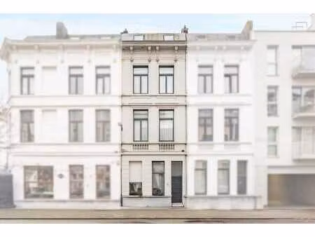 maison de ville spacieuse à anvers centre