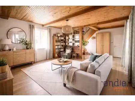 maison familiale rénovée avec 4 chambres garage et jardin
