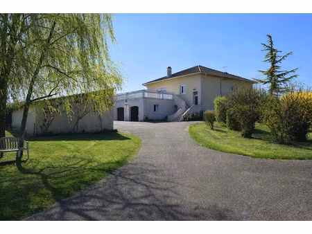 vente maison 12 pièces 295 m² à prisse (71960)  940 000 €