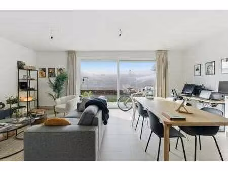 appartement récent et économe en énergie avec jardin