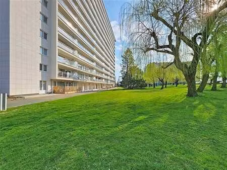 appartement 3ch + bureau entièrement rénové et peb : d+