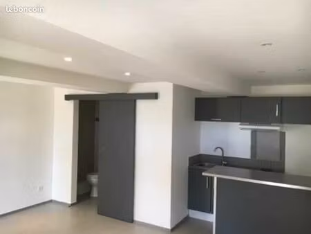 studio meublé à l'année