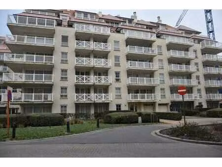 studio moderne et spacieux