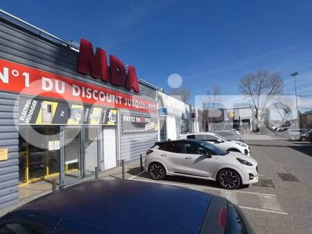 local commercial à louer