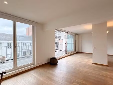 appartement à louer à antwerpen € 1.370 (lmf1d) - provas | zimmo