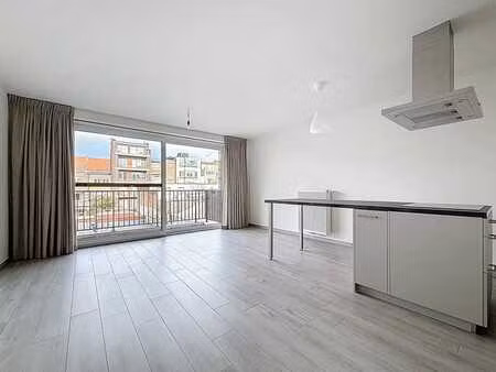appartement récent de 1 chambre à louer à anvers