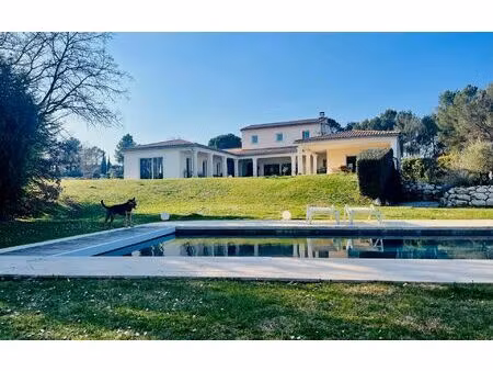 location maison  379.33 m² t-5 à le tholonet  6 900 €