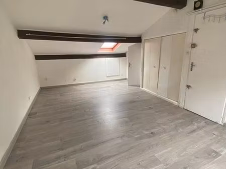 studio nancy hypercentre 25m2