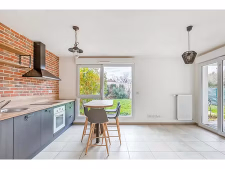 vente appartement 2 pièces 40.9 m² à venissieux (69200)  163 000 €