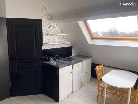 meublé rénové 30m² étudiant avec garant