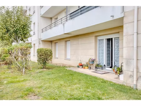 vente appartement 3 pièces 62 m² à val-de-reuil (27100)  125 000 €