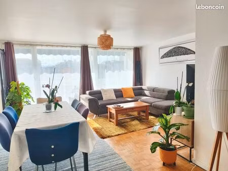 appartement t3 lumineux 70m2 avec balcons