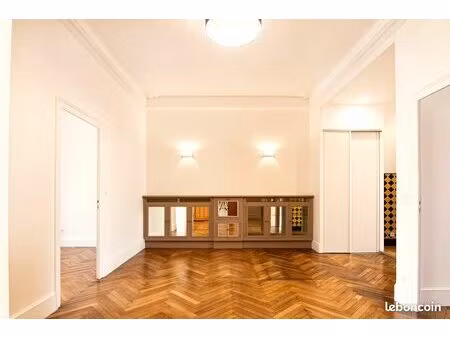 t3 standing : centre-ville – balcon