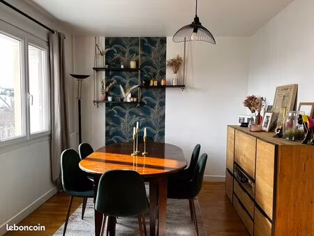 bel appartement meublé 62 m²  lumineux  traversant  parking  à 7 min de la gare des vallée