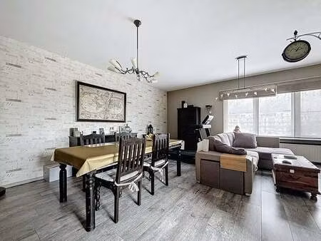 appartement à louer à merksem € 895 (lmecv) - dewaele - merksem | zimmo