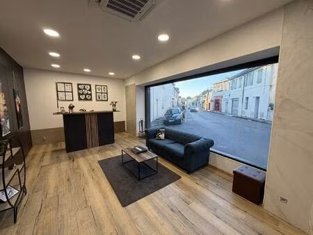 local commercial à louer