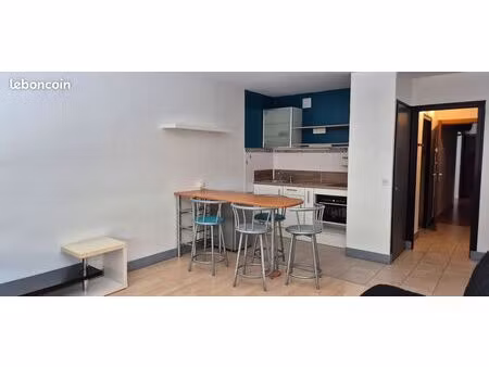 studio meublé de 29.85 m² à 5 min de la faculté de droit de chambéry