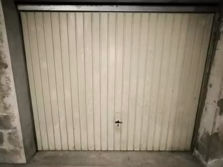 garage/box 28 m² bizanos