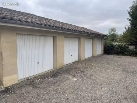 garage/box 17 m² condom