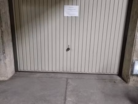 garage/box 14 m² lillebonne