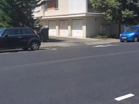 garage/box 12 m² merignac