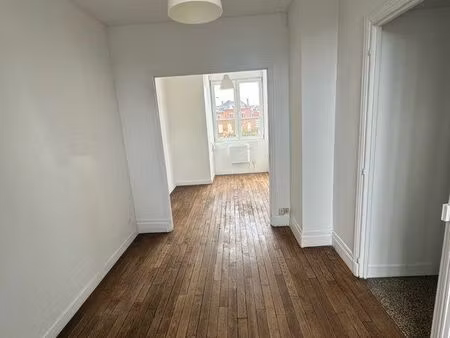 appartement bld du gal de gaulle - f2