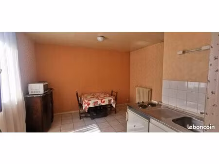 studio meublé 24m² à brive-la-gaillarde - proche gare