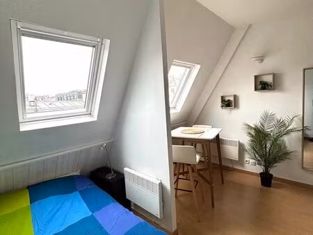 appartement cosy champs-elysées