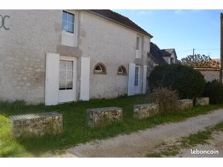 maison t3 sur 2 niveaux avec extérieur - 70 m2