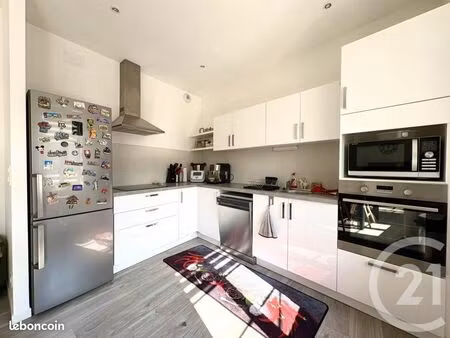 appartement 3 pièces 66 m²