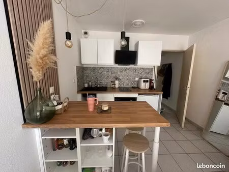 studio meublé timone neuf à louer