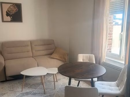 studio neuf rénové plein centre-ville