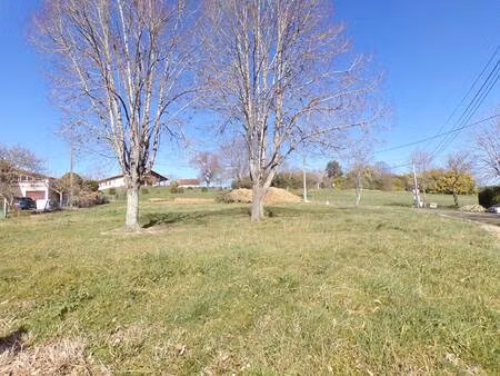 terrain constructible viabilisé à vendre