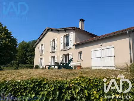 maison de campagne à saint-félix-de-bourdeilles (24340)