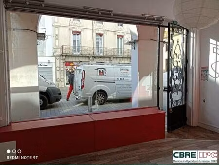 local commercial à louer