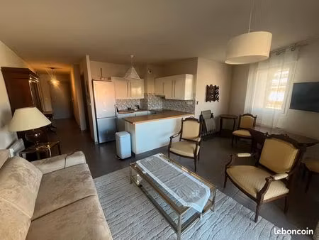 3 pièces - 65m2 - la ciotat quartier centre -ville